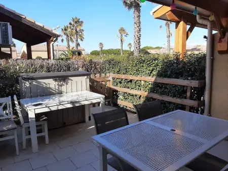 Charmant Pavillon 5 Pers avec Clim et Terrasse en Résidence avec Piscine - Photo 9