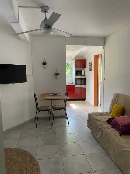 Maison cosy avec terrasse à Le Gosier 40 m², Maison 2 personnes à Le Gosier - Photo 4