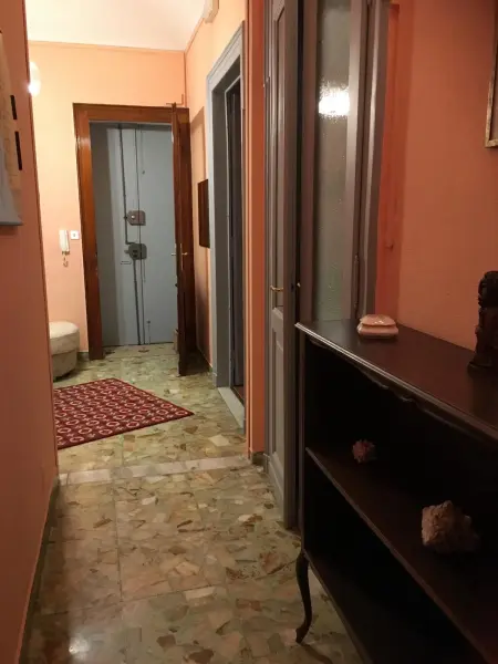 Appartement charmant à Turin - 80 m² avec balcon - Photo 3
