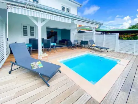 Villa confortable avec piscine à Hyacinthe – 95 m² - Photo 1