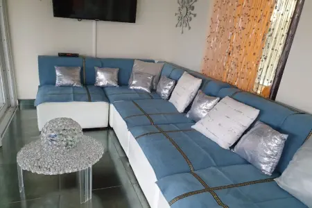 Le Petit Jardin, Maison de Village en France avec Piscine - Photo 1