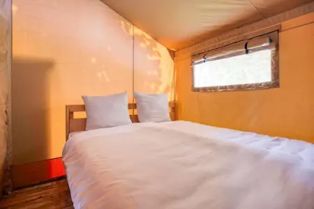 Comet 27 Lodges, Tente de glamping Comet, Ardennes - Photo 9