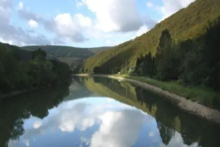 Stardust 40 Family Lodge, Glamping à Signy-l'Abbaye - Photo 33