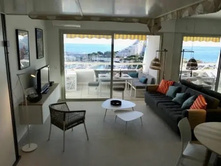 Studio vue mer climatisé, 2 à 4 pers., parking en option à Villeneuve-Loubet Plage - Photo 2