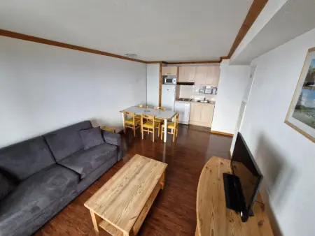 Appartement spacieux avec terrasse et garage, accès piscine - Photo 1