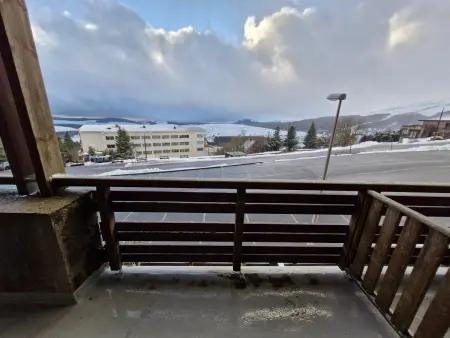 Appartement spacieux avec terrasse et garage, accès piscine - Photo 8
