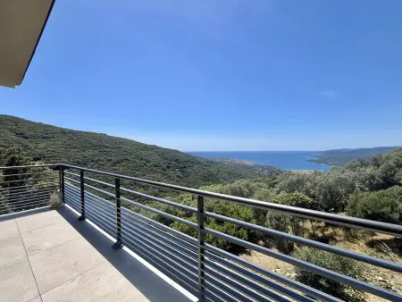 Villa d'architecte avec piscine et services exclusifs - Photo 2