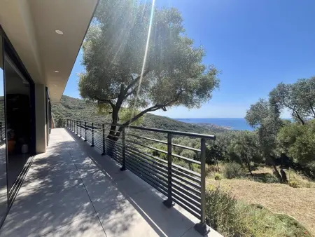 Villa d'architecte avec piscine et services exclusifs - Photo 11