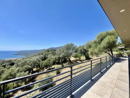 Villa d'architecte avec piscine et services exclusifs - Photo 17
