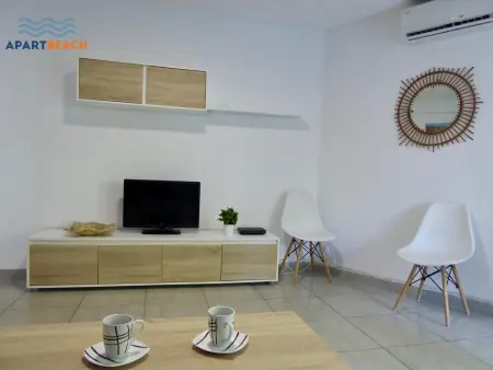 Appartement cosy 3 chambres avec piscine, à 200m de la plage à Salou - Photo 2
