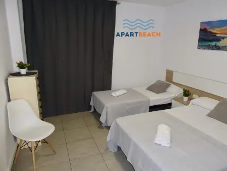 Appartement cosy 3 chambres avec piscine, à 200m de la plage à Salou - Photo 4