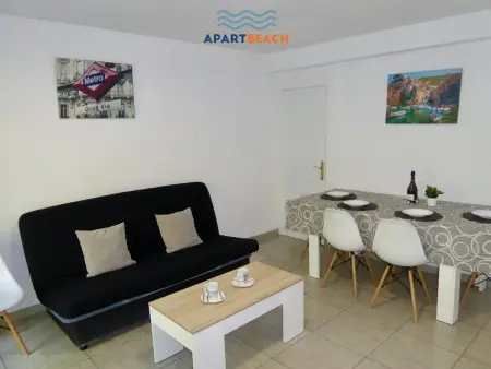 Appartement cosy 3 chambres avec piscine, à 200m de la plage à Salou - Photo 12