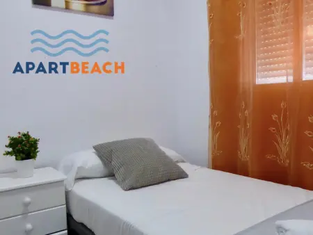 Appartement cosy 3 chambres avec piscine, à 200m de la plage à Salou - Photo 17