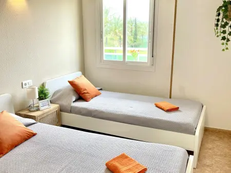 Appartement Climatisé à La Pineda avec Piscines, Terrains de Sport et Proche Plage - Photo 6