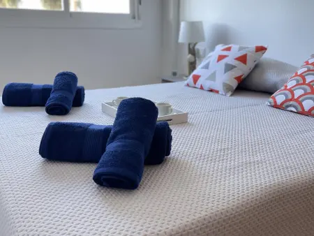 Bel Appartement 2 Ch Climatisé avec Piscine et Parking Proche Plage - Photo 3