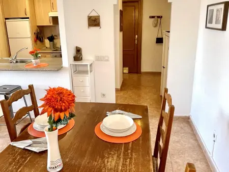 Bel Appartement 2 Ch Climatisé avec Piscine et Parking Proche Plage - Photo 8