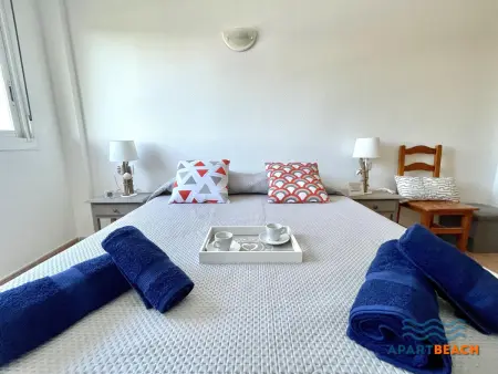 Bel Appartement 2 Ch Climatisé avec Piscine et Parking Proche Plage - Photo 12