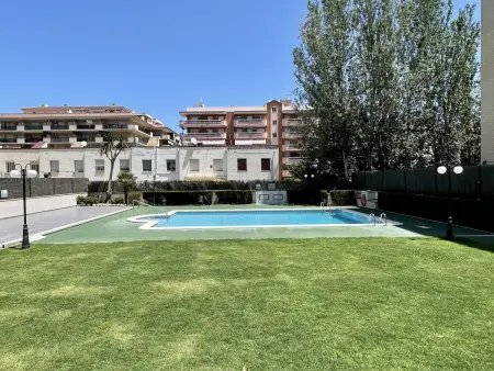 Appartement avec Grande Terrasse et Piscine à 1 min de la Plage - Photo 9