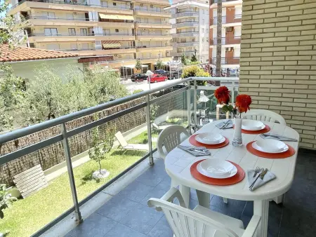Appartement avec Grande Terrasse et Piscine à 1 min de la Plage - Photo 11