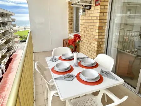 Bel appartement bord de mer à La Pineda avec terrasse, parking et ascenseur - Photo 1
