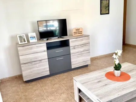 Charmant appartement à La Pineda avec grande terrasse, jardin et piscine, proche de la plage - Photo 14