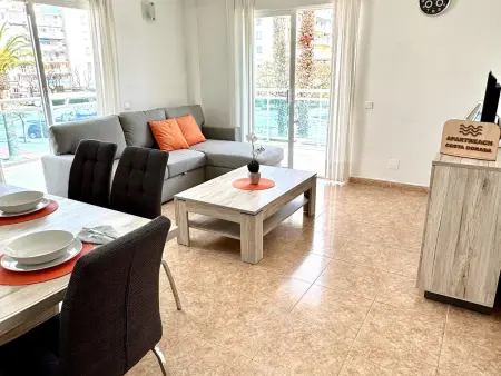 Charmant appartement à La Pineda avec grande terrasse, jardin et piscine, proche de la plage - Photo 15