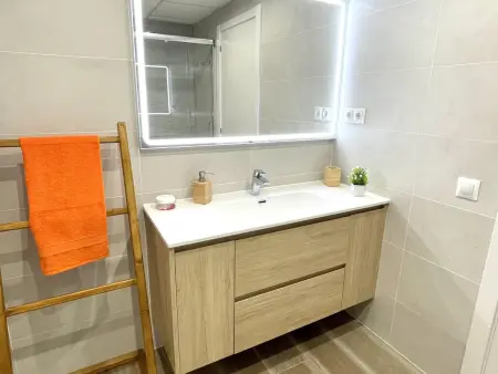 Bel appartement climatisé à La Pineda, près de la plage idéal pour des vacances parfaites - Photo 6