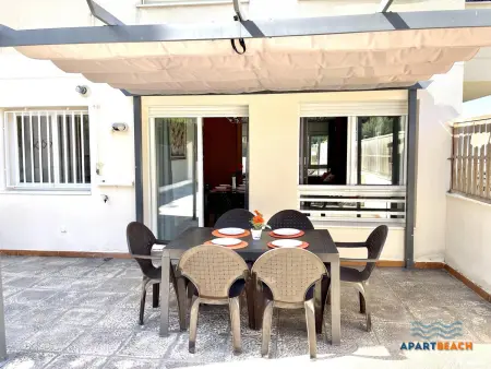 Appartement Familial Relaxant, Climatisé, Proche Plage et Parc, Jardin Privatif et Piscine Communautaire - Photo 6