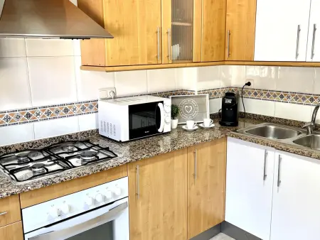 Appartement Familial Relaxant, Climatisé, Proche Plage et Parc, Jardin Privatif et Piscine Communautaire - Photo 9
