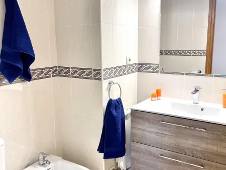 Appartement Familial Relaxant, Climatisé, Proche Plage et Parc, Jardin Privatif et Piscine Communautaire - Photo 11