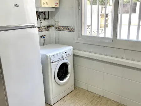 Appartement Familial Relaxant, Climatisé, Proche Plage et Parc, Jardin Privatif et Piscine Communautaire - Photo 22