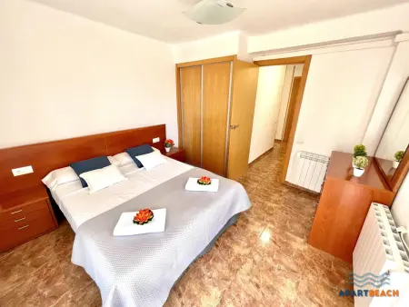 Appartement spacieux en bord de mer avec climatisation, terrasse et parking gratuit - Photo 12