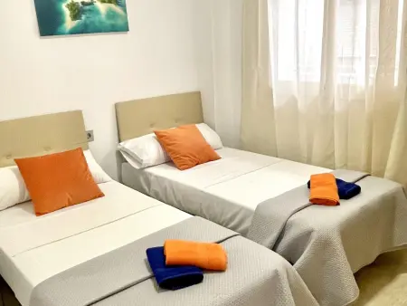 Appartement Golden de Luxe à Salou - Climatisé, Proche Plage, Piscine et Parking - Photo 5