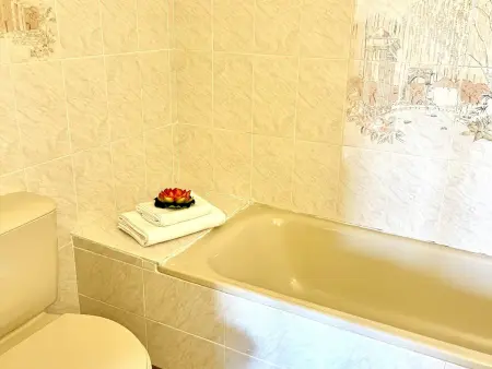 Bel appartement avec terrasse, vue mer, proche Aquopolis, cuisine équipée - Photo 17
