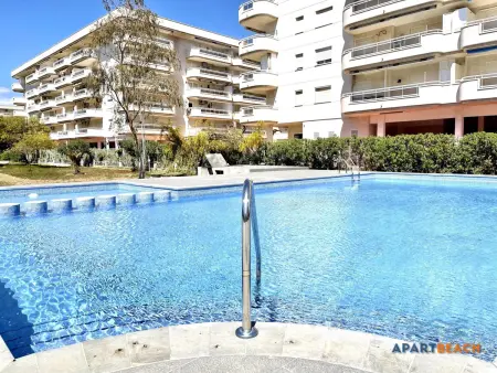 Bel appartement climatisé en bord de plage avec piscine et parking à La Pineda - Photo 18