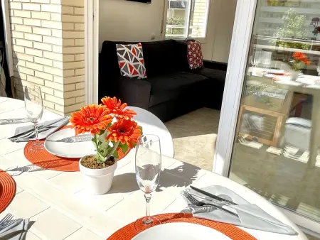 Bel appartement climatisé proche plage avec piscine, à La Pineda - Photo 4