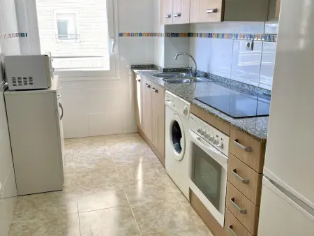 Bel appartement climatisé proche plage avec piscine, à La Pineda - Photo 8