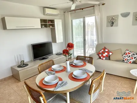 Bel appartement climatisé avec piscines et activités à La Pineda - Photo 1