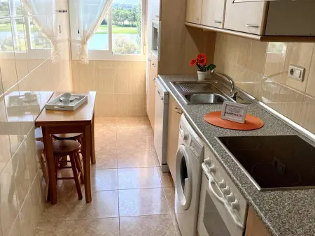 Bel appartement climatisé avec piscines et activités à La Pineda - Photo 6