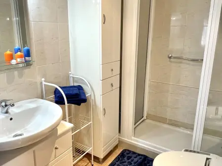 Bel appartement climatisé avec piscines et activités à La Pineda - Photo 17
