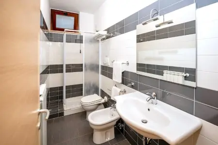Bilo 4 pax, Appartement à Martinsicuro près des plages - Photo 14