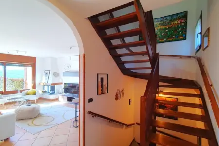 LUN - Casa Luna, Maison à Luino avec jardin et vue sur la ville - Photo 10