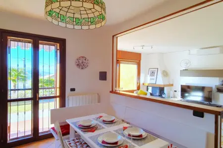 LUN - Casa Luna, Maison à Luino avec jardin et vue sur la ville - Photo 14