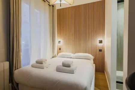 RECOUVRANCE, Superbe duplex 2 pièces Centre de Paris - Photo 1