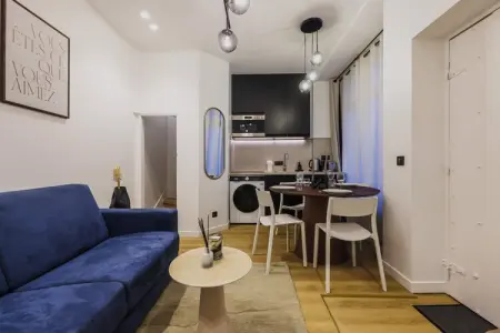 RECOUVRANCE, Superbe duplex 2 pièces Centre de Paris - Photo 6