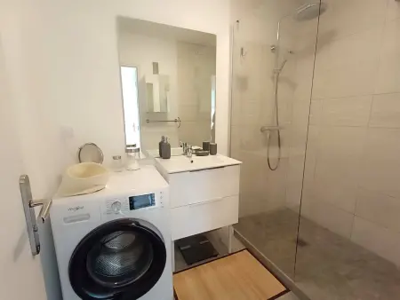 Bel appartement 4 pers avec parking et WIFI au centre-ville de Perros-Guirec - Photo 5