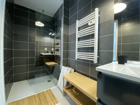 Royan T2 2* avec Balcon et Parking à 250m de la Plage - Photo 15