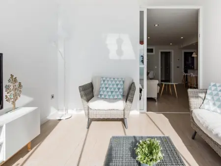 Appartement de luxe en bord de mer avec piscine, parking et Wi-Fi à Malaga - Photo 4