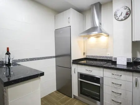 Appartement rénové 1 chambre près de la plage avec parking & climatisation à Málaga - Photo 7