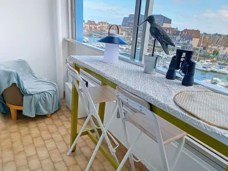 Studio lumineux avec vue sur port, parking et wifi - Photo 3